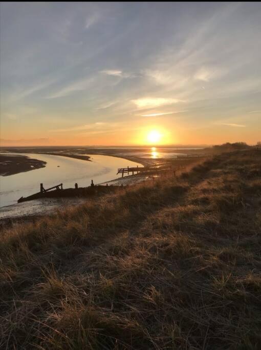 Humberston Boathouse Lodge & Hot Tub - Cleethorpes Beach Cabin Chalet Exteriér fotografie