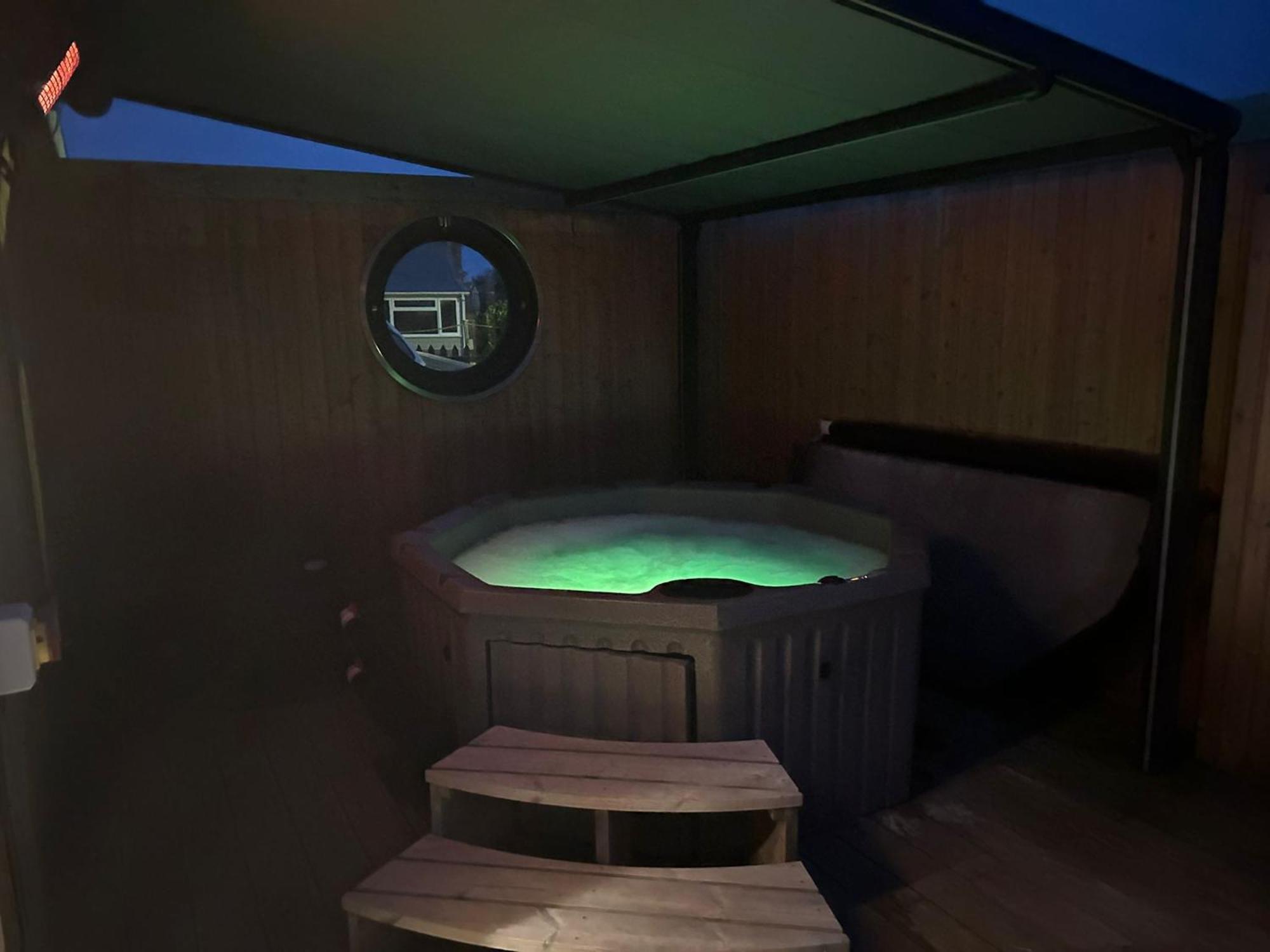 Humberston Boathouse Lodge & Hot Tub - Cleethorpes Beach Cabin Chalet Exteriér fotografie